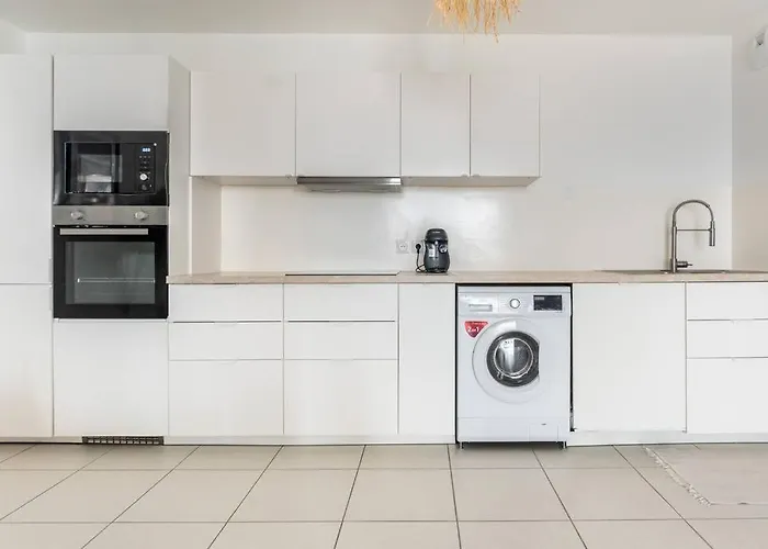 Apartment La Compagnie Du Midi/centre